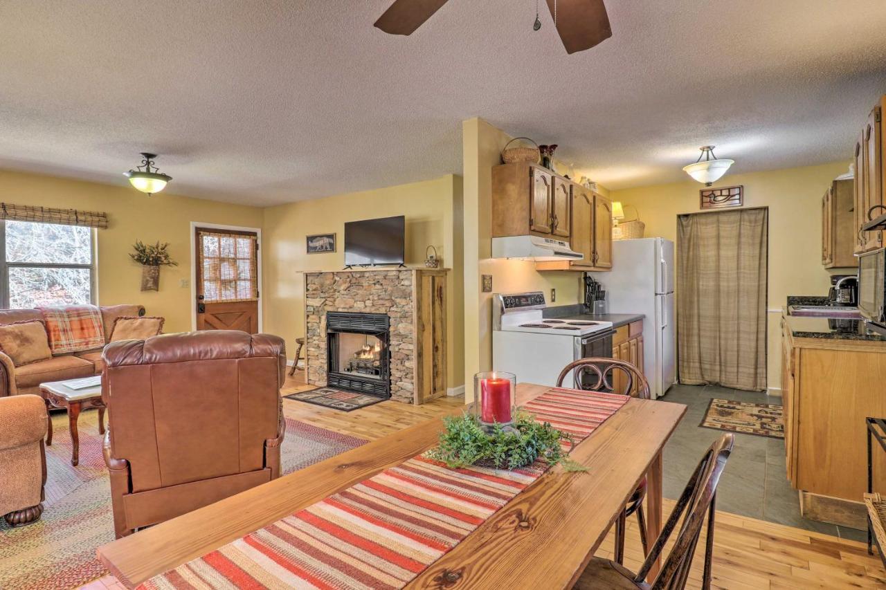 Creekside Retreat With Deck, 18 Miles To Wolf Ridge Vila Weaverville Exterior foto