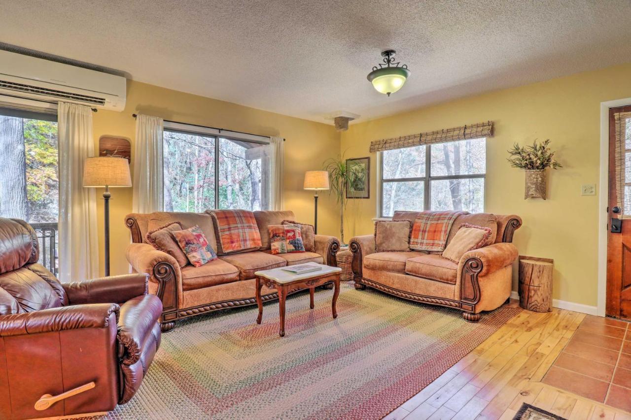 Creekside Retreat With Deck, 18 Miles To Wolf Ridge Vila Weaverville Exterior foto