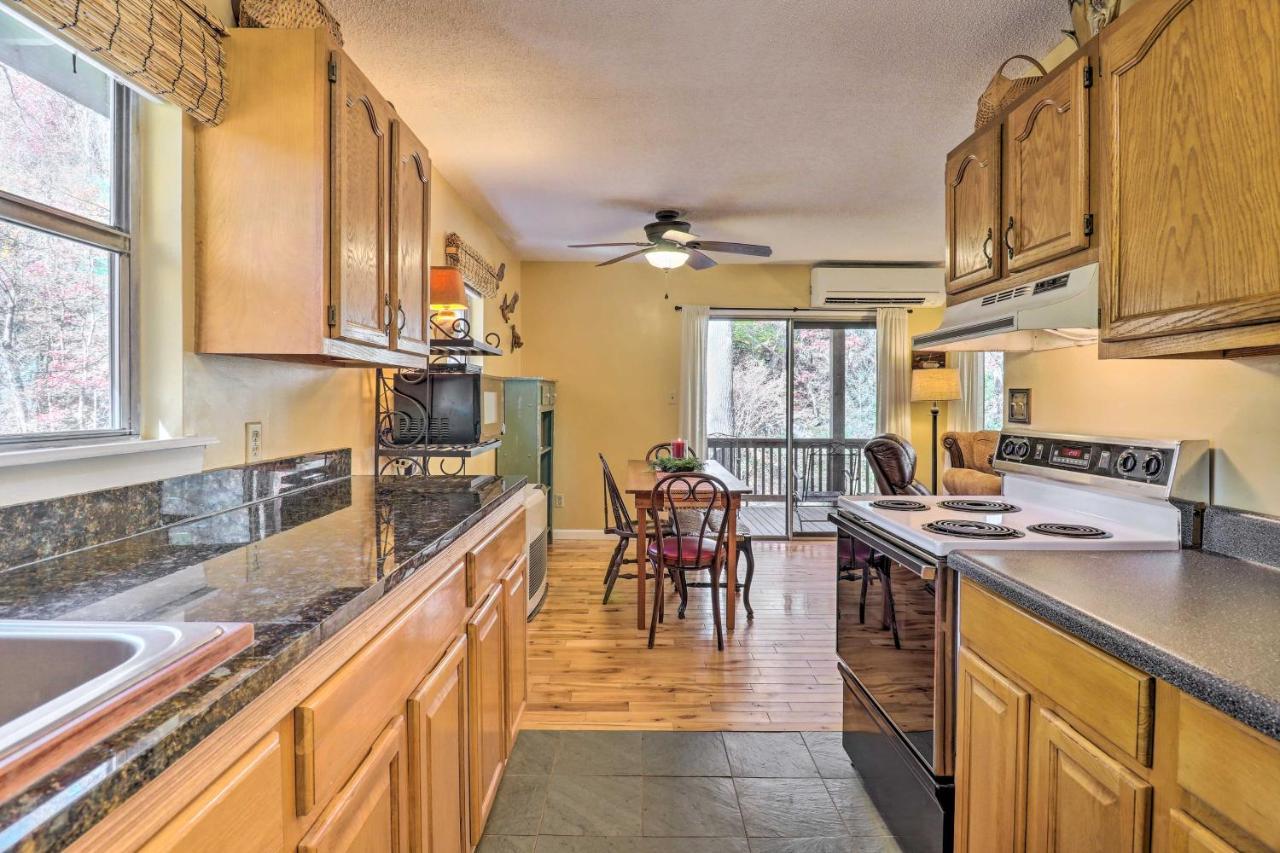 Creekside Retreat With Deck, 18 Miles To Wolf Ridge Vila Weaverville Exterior foto